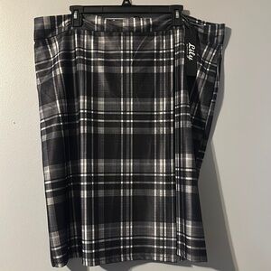 Lily 4X Black & Gray Skirt NWT